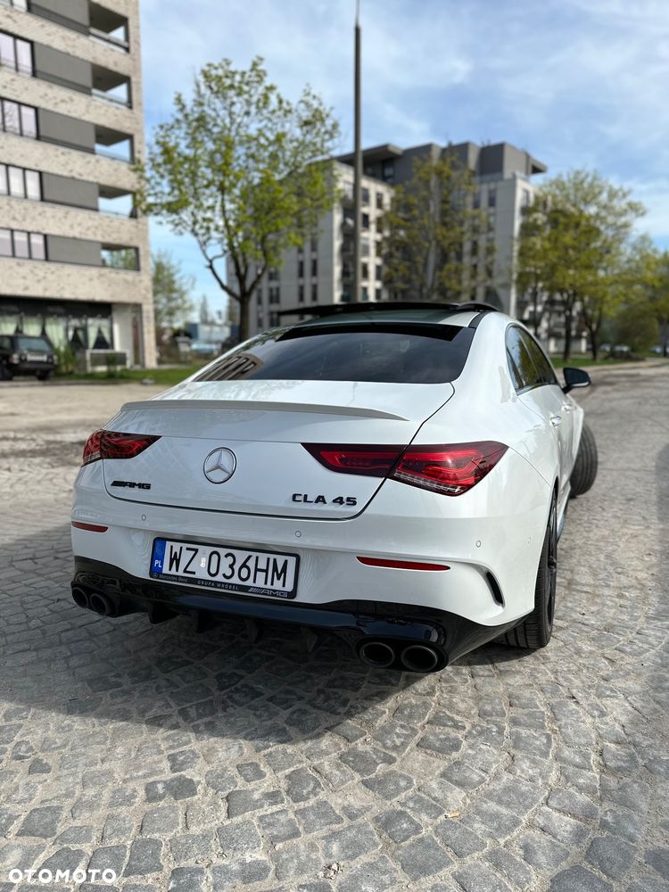 Mercedes-Benz CLA - 4