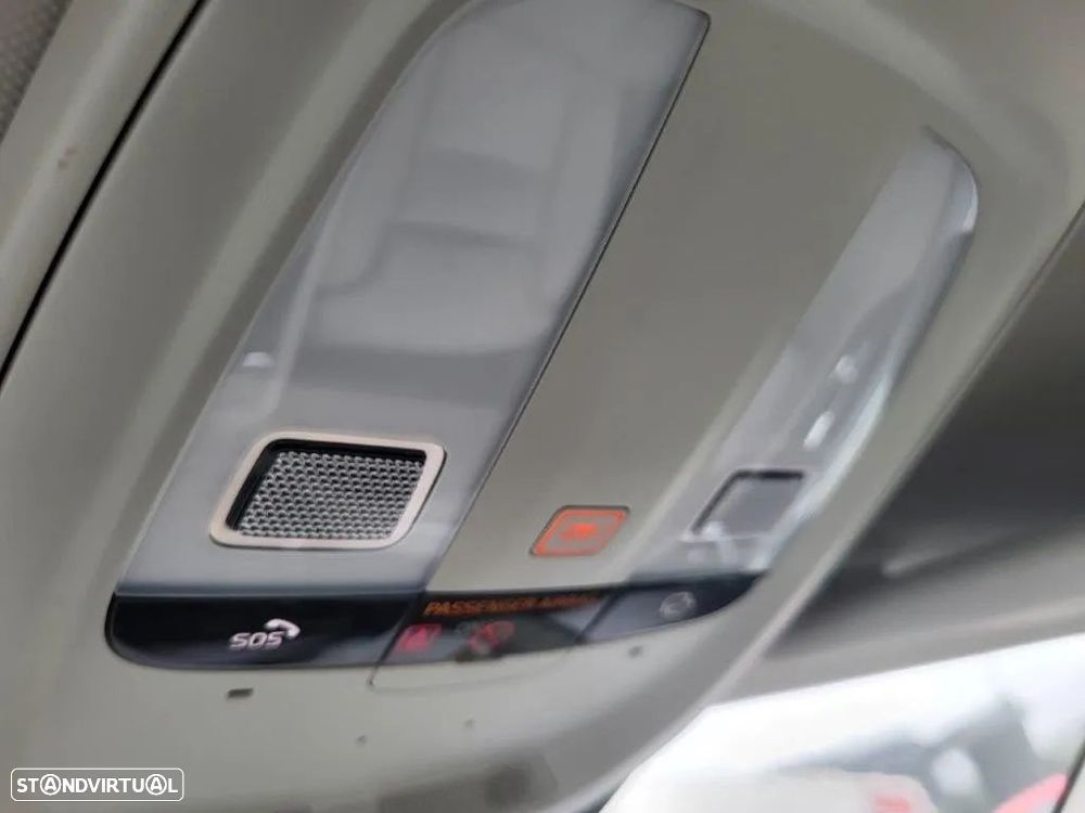 Volvo V60 2.0 B4 Plus Bright Auto - 12