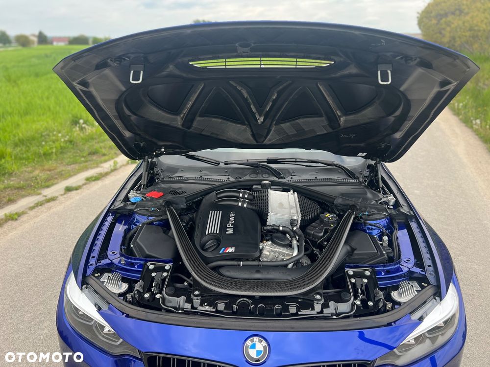 BMW M4 Coupe DKG Competition - 23