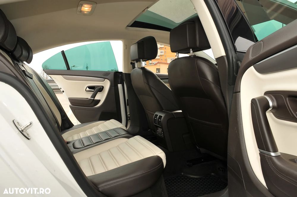 Volkswagen Passat CC - 14