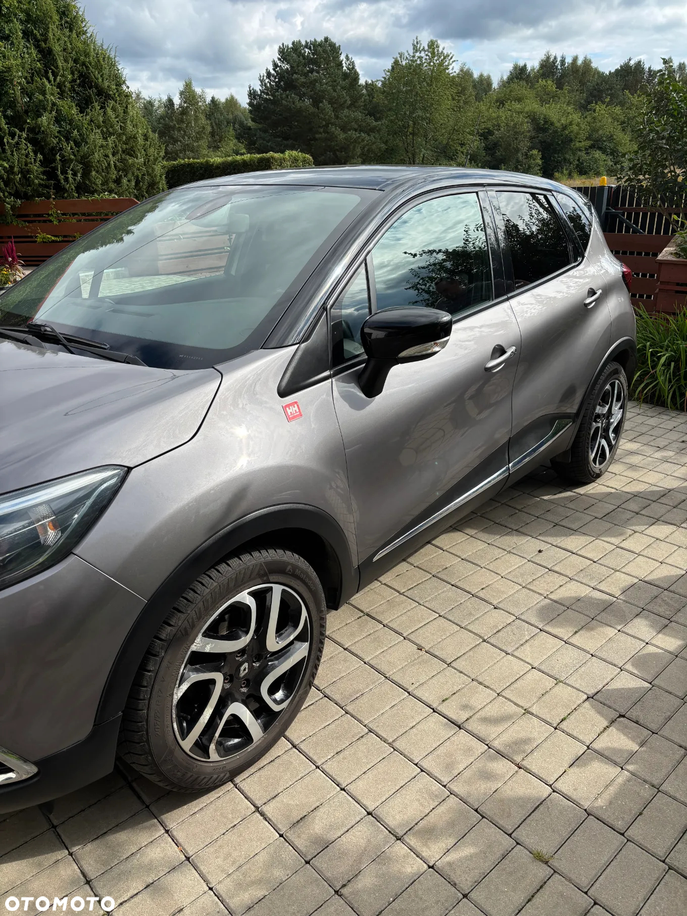 Renault Captur 1.2 TCe Helly Hansen EDC - 3