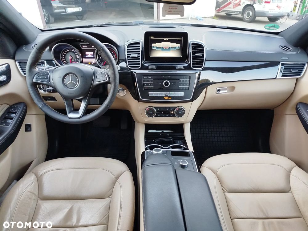 Mercedes-Benz GLE 350 d Coupe 4Matic 9G-TRONIC AMG Line - 17
