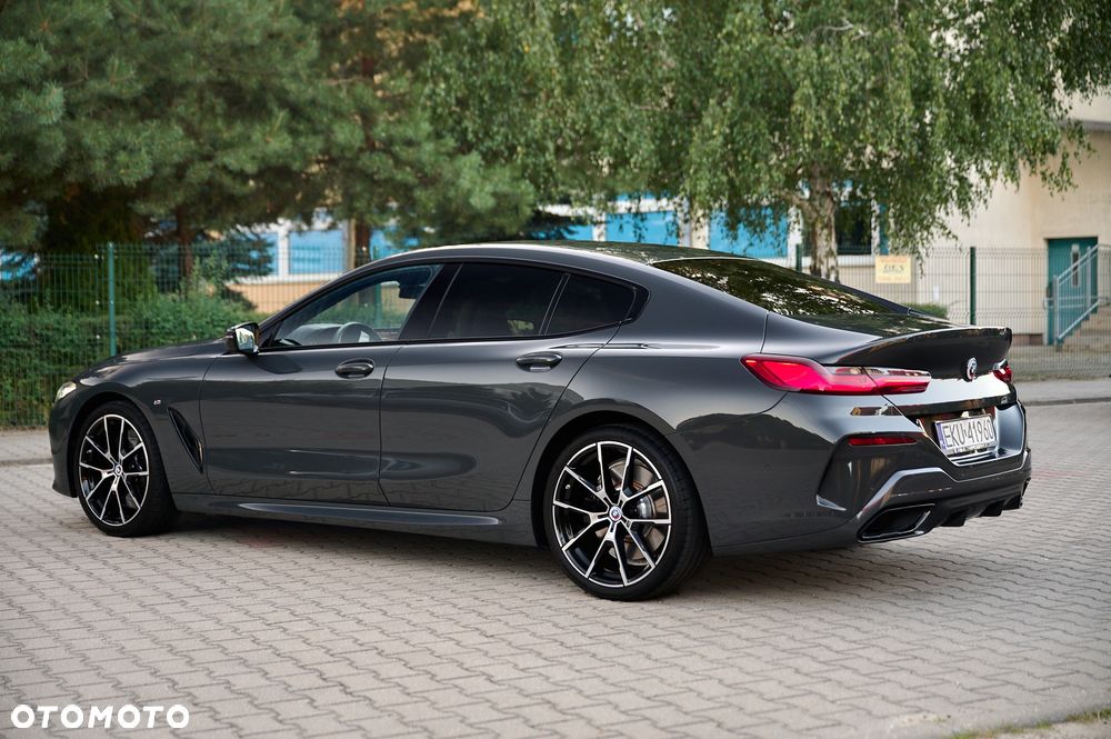BMW Seria 8 - 10