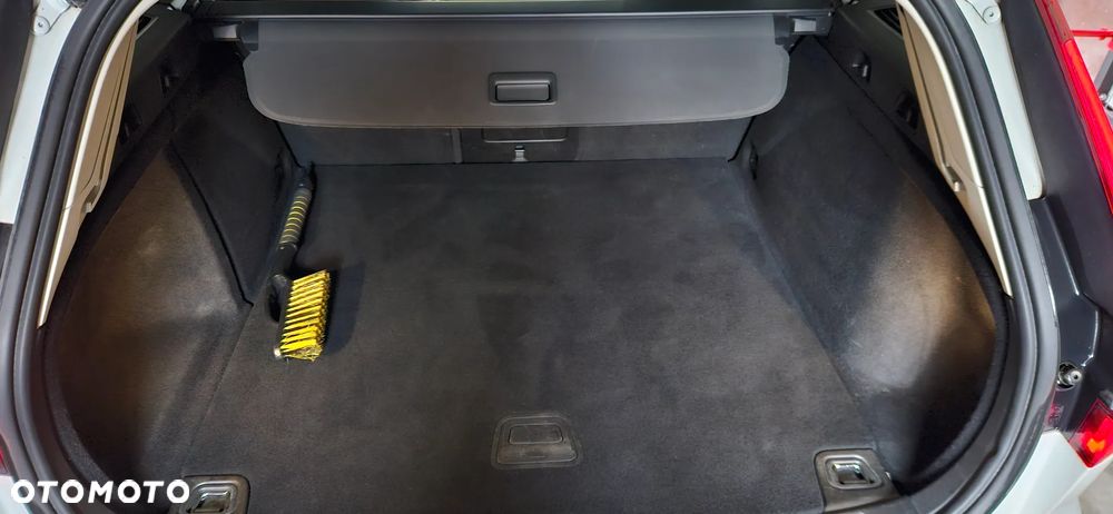 Volvo V60 T5 Geartronic Momentum - 7