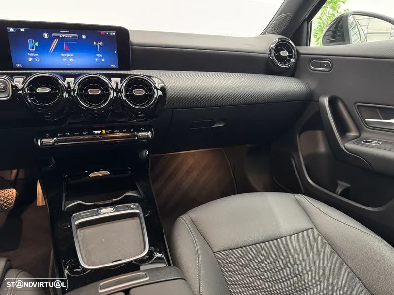 Mercedes-Benz A 250 - 12