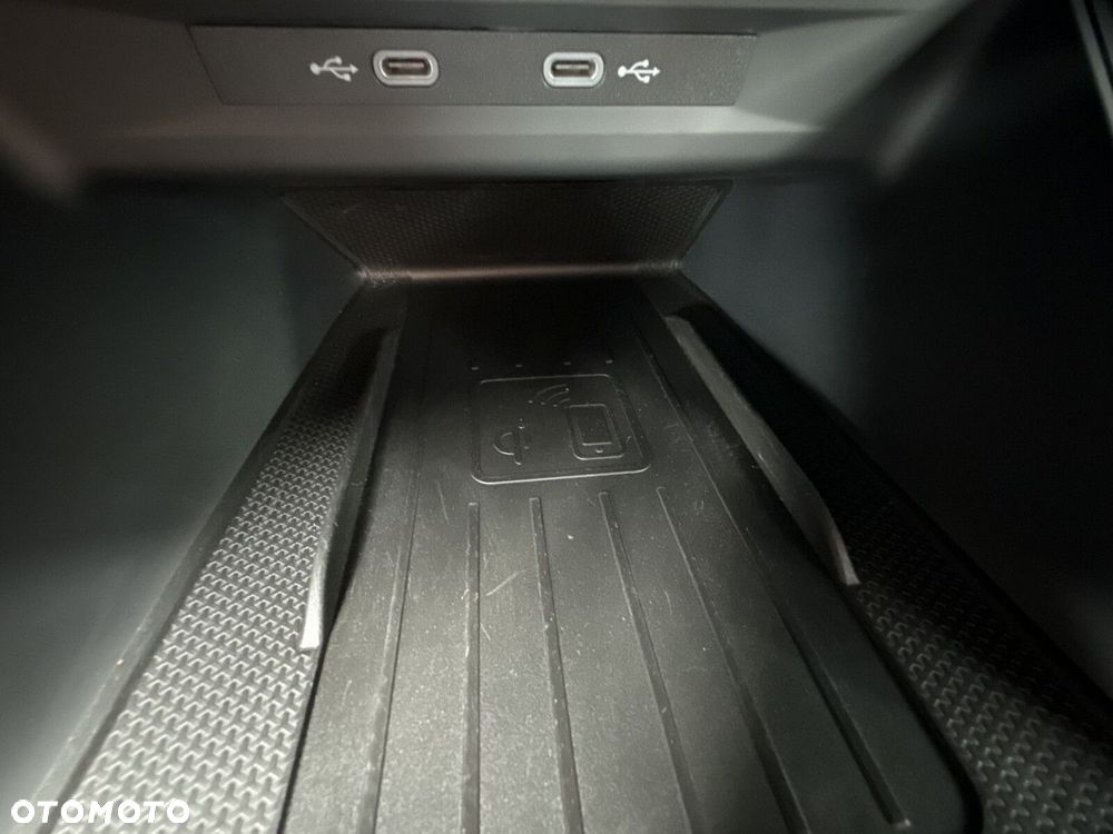 Cupra Leon 1.5 eTSI DSG - 31