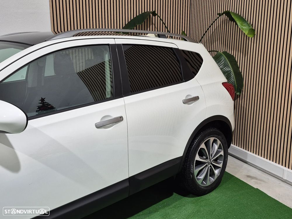 Nissan Qashqai 1.6 Tekna Premium 17 - 4