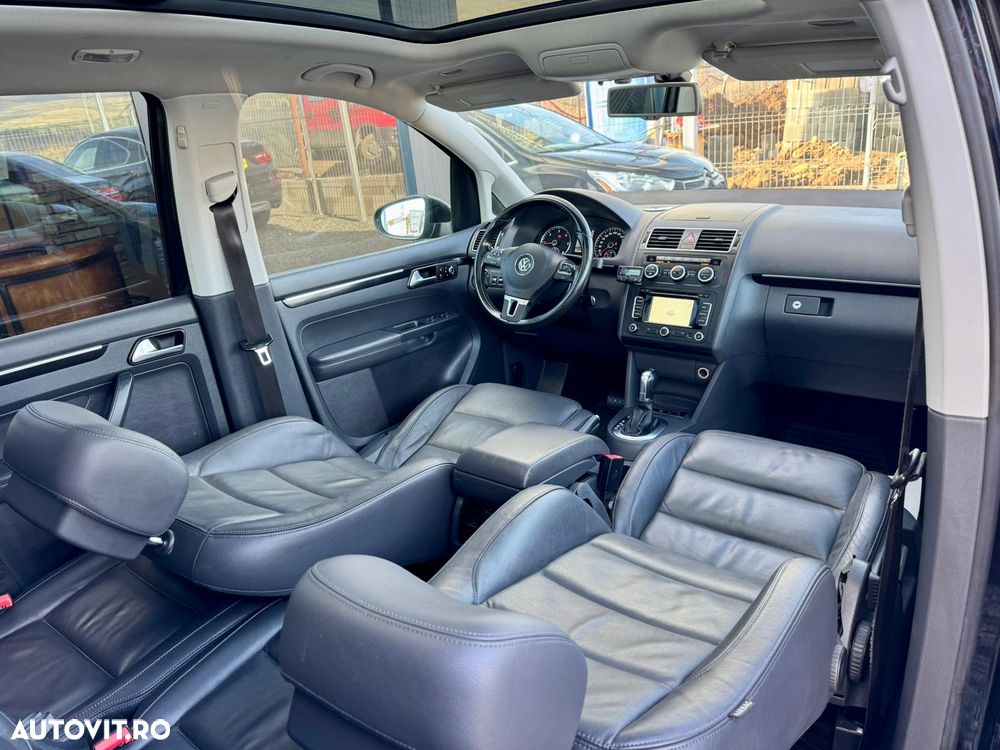 Volkswagen Touran 1.6 TDI DSG Highline - 22