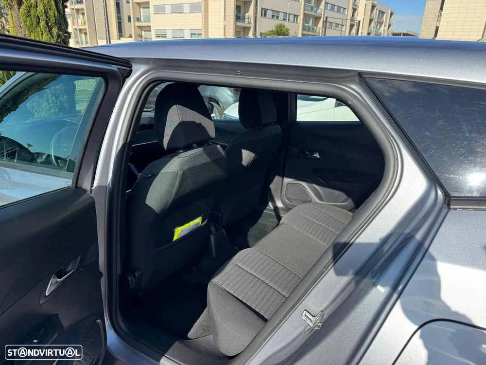 Peugeot 2008 1.2 PureTech Style - 8