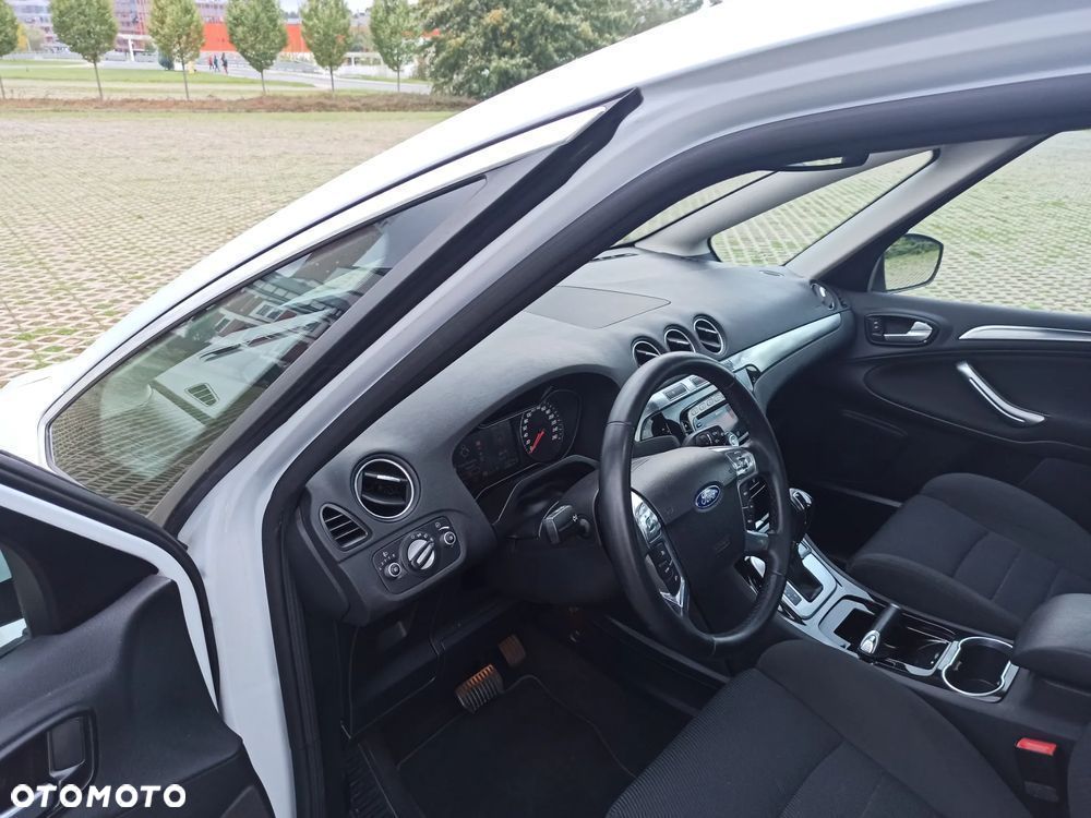 Ford S-Max 2.0 TDCi DPF Titanium - 29