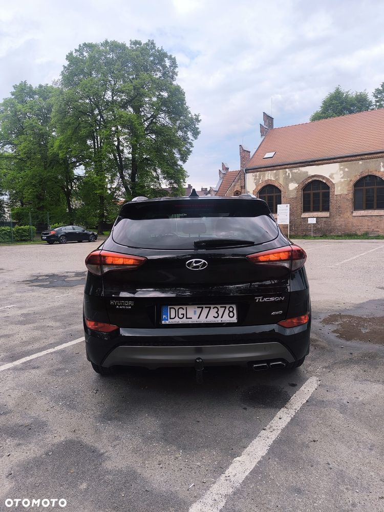 Hyundai Tucson 2.0 CRDI Comfort 4WD - 35