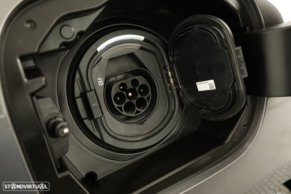 Mercedes-Benz B 250 e - 7