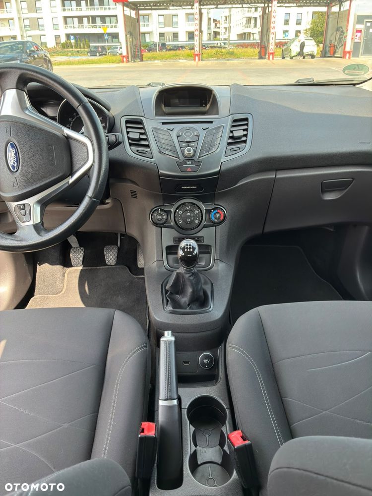 Ford Fiesta 1.25 Trend EU6 - 13