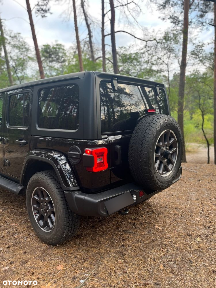 Jeep Wrangler - 4
