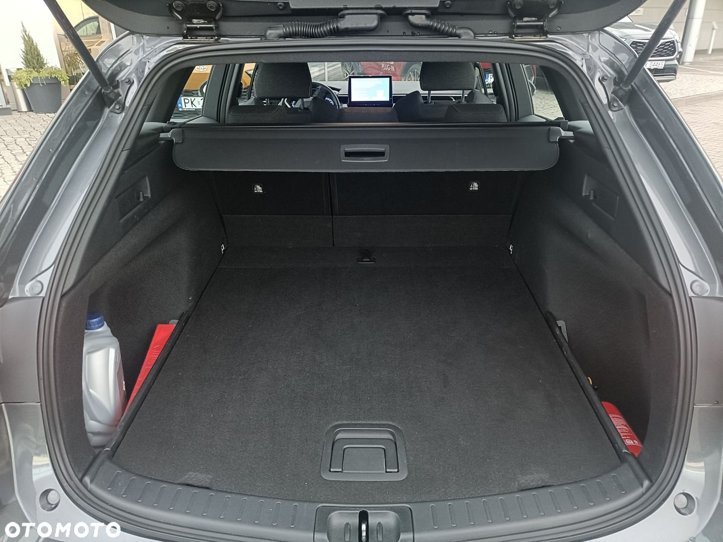 Toyota Corolla 1.8 Hybrid Comfort - 8