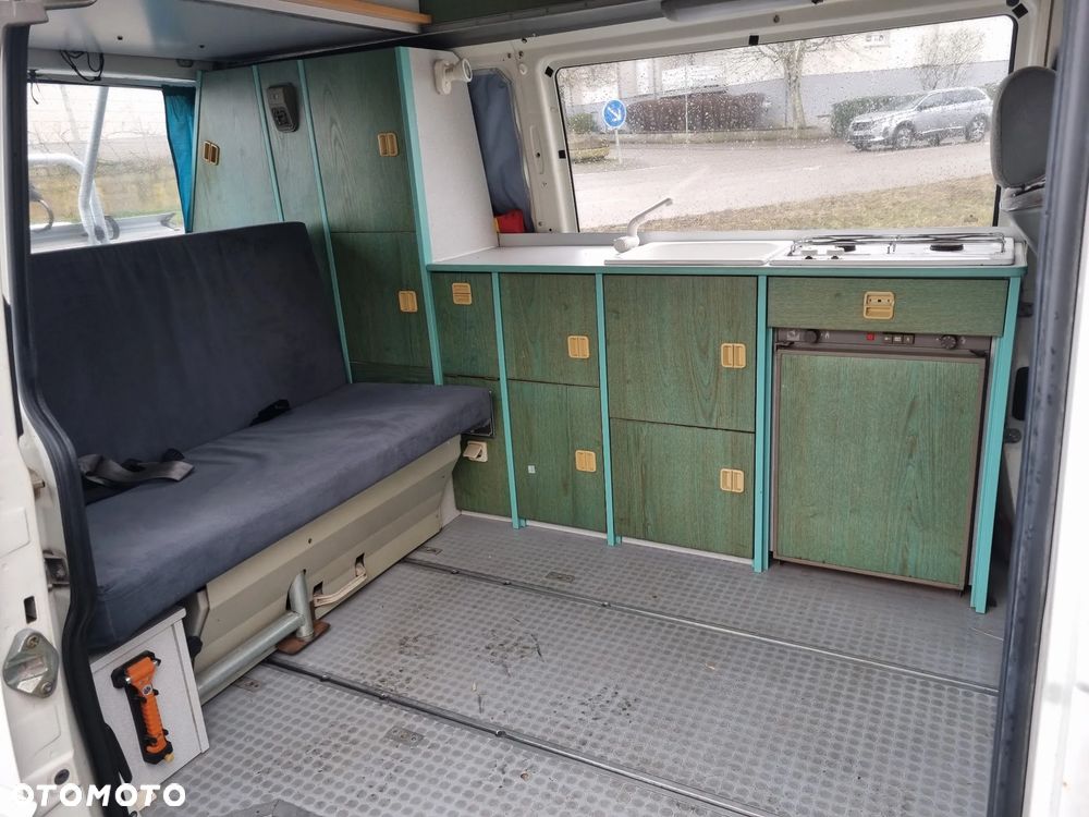 Volkswagen Transporter - 6