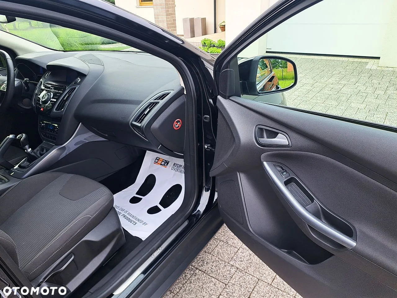 Ford Focus 1.6 EcoBoost Titanium - 36