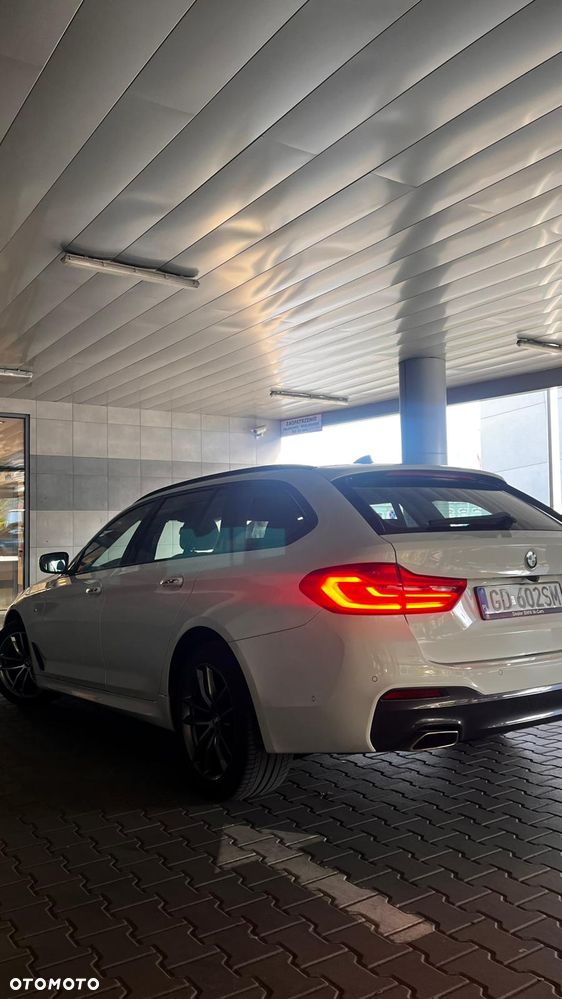 BMW Seria 5 520d - 24