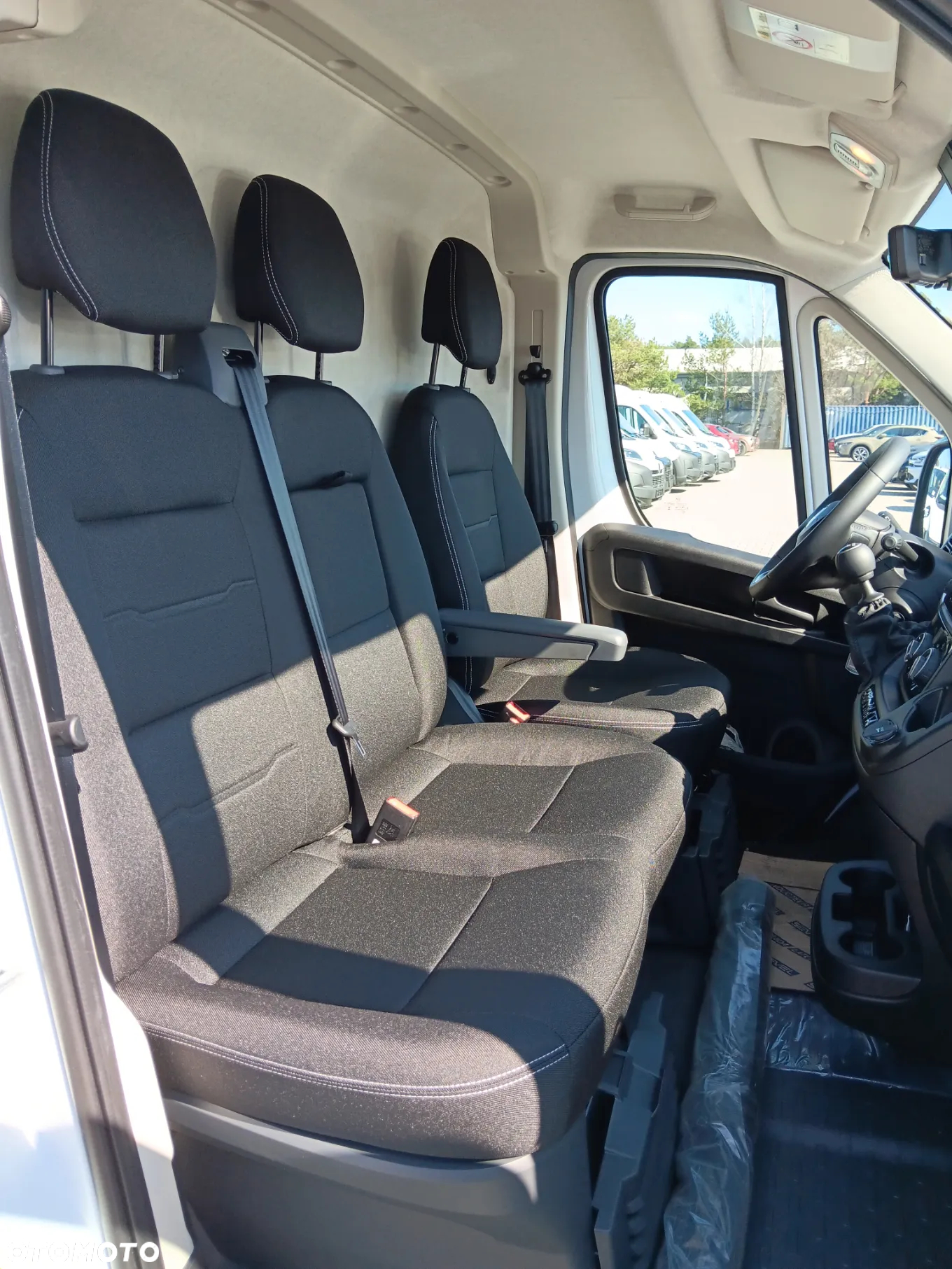 Opel Movano Furgon L2H2 - 8