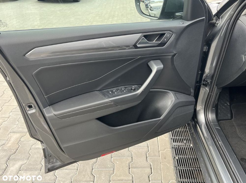 Volkswagen T-Roc 1.5 TSI Style DSG - 7