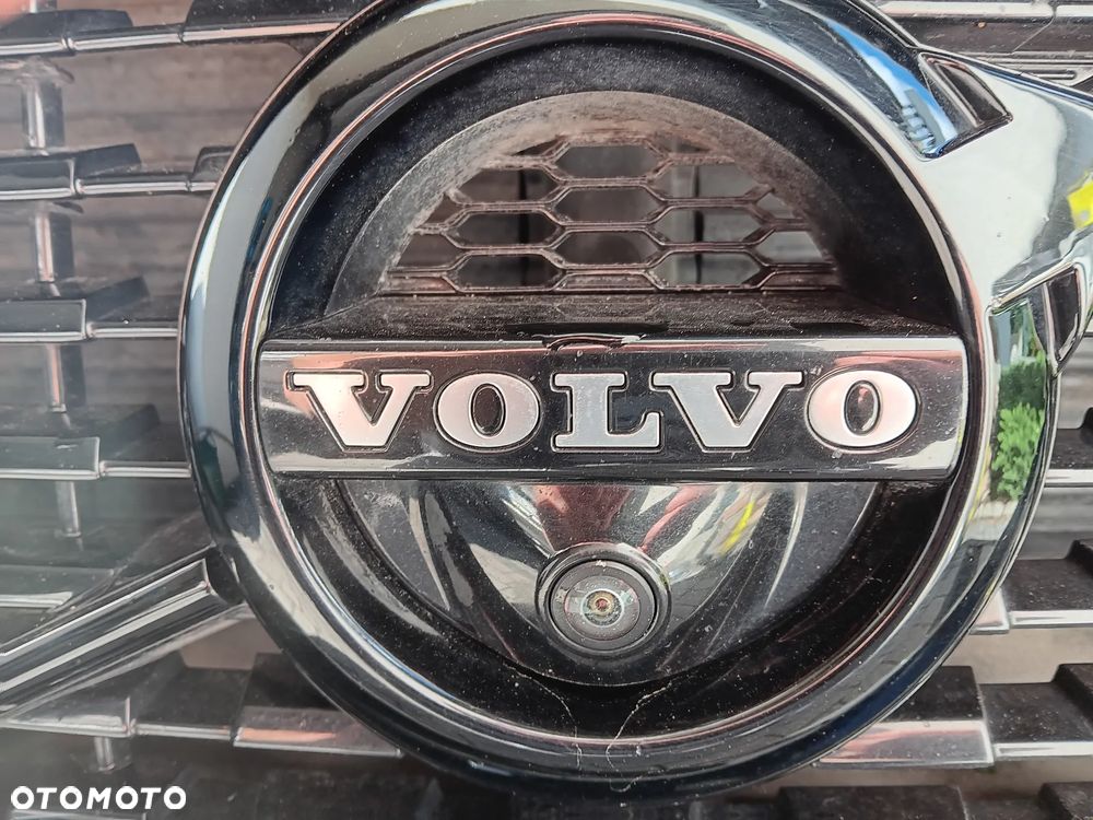 Volvo V90 T8 AWD Plug-In Hybrid R-Design - 31