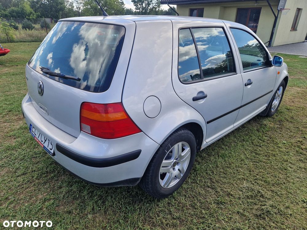 Volkswagen Golf 1.4 Comfortline - 6