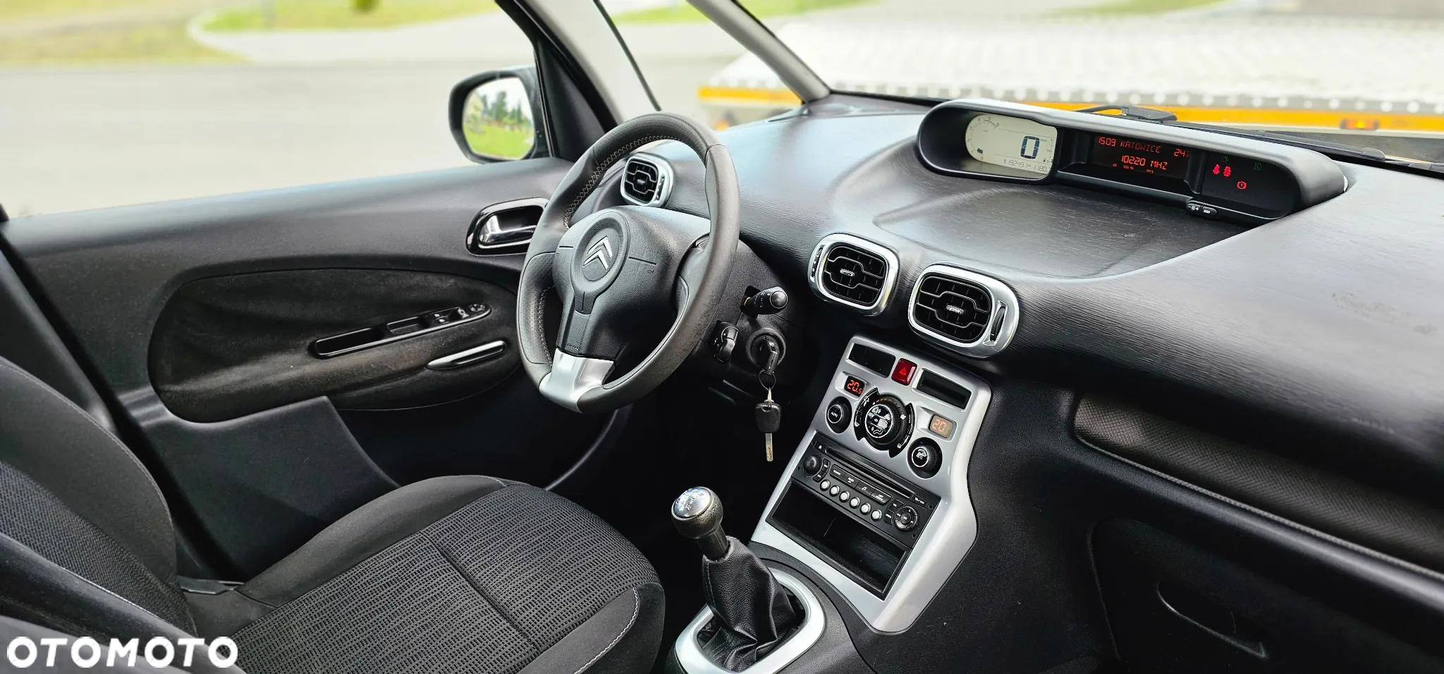 Citroën C3 Picasso 1.6 HDi Exclusive - 6