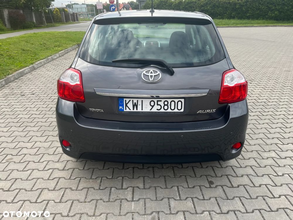Toyota Auris 1.33 VVT-i Life Comfort - 4
