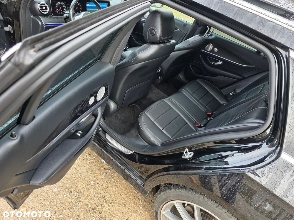 Mercedes-Benz Klasa E 200 T 9G-TRONIC Sportstyle Edition - 38