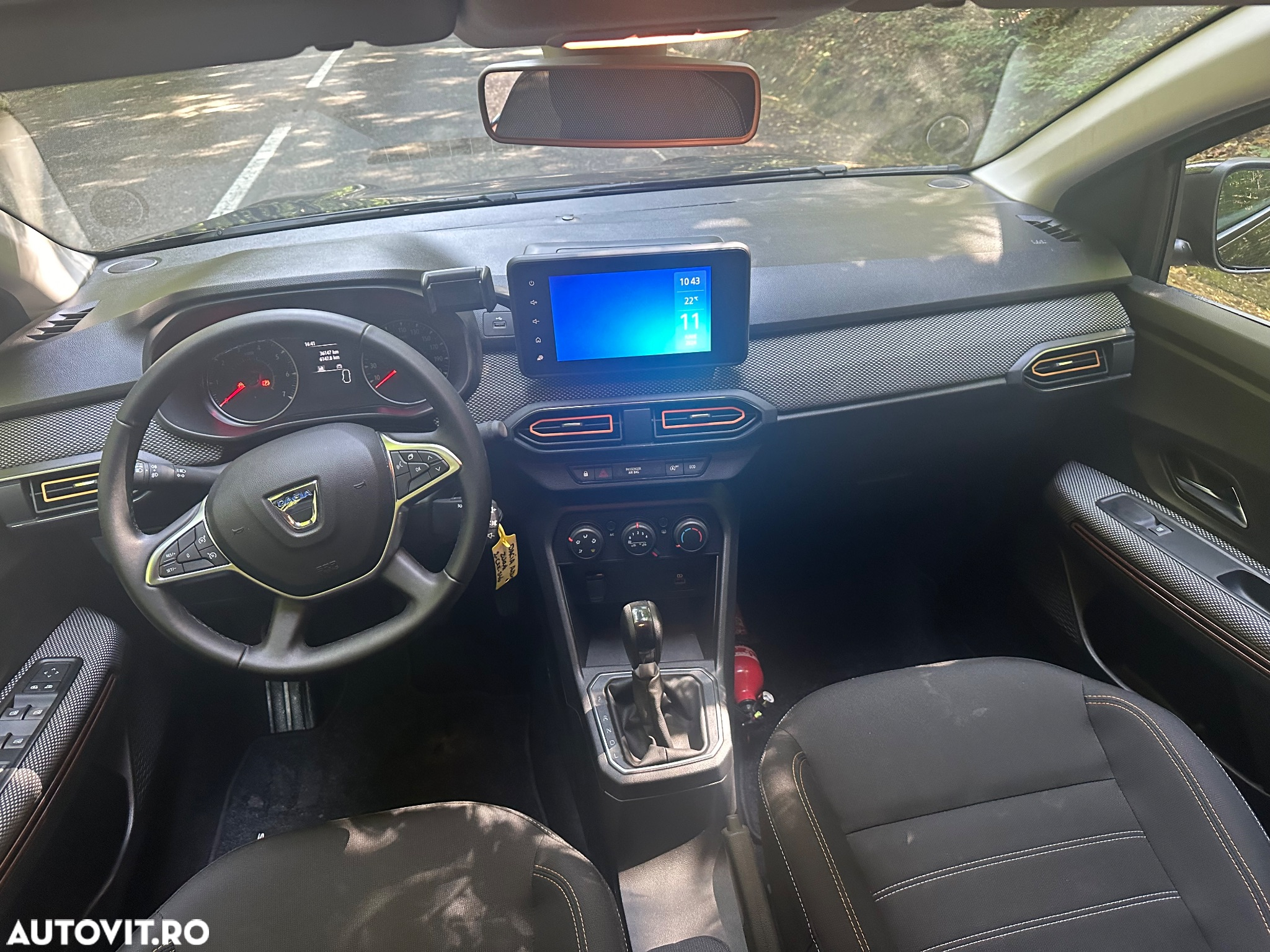 Dacia Sandero TCe 90 CVT Comfort - 8