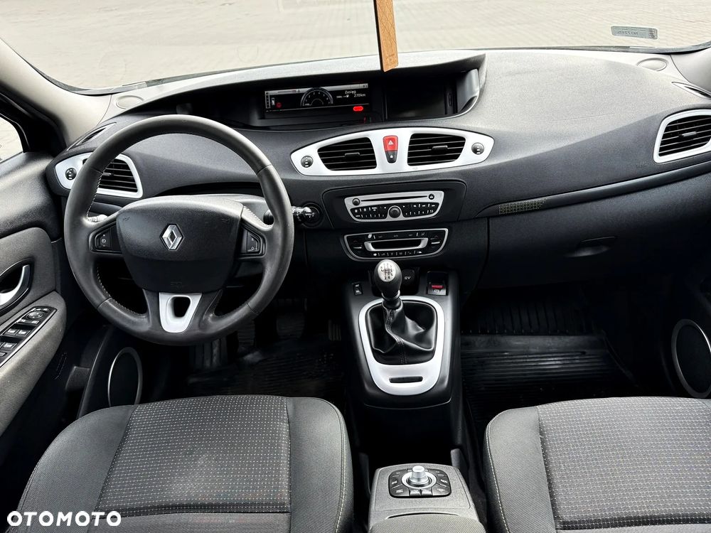 Renault Scenic TCe 130 Dynamique - 9