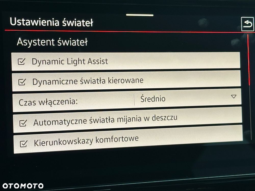 Volkswagen Arteon 2.0 TDI SCR 4Motion DSG R-Line - 29