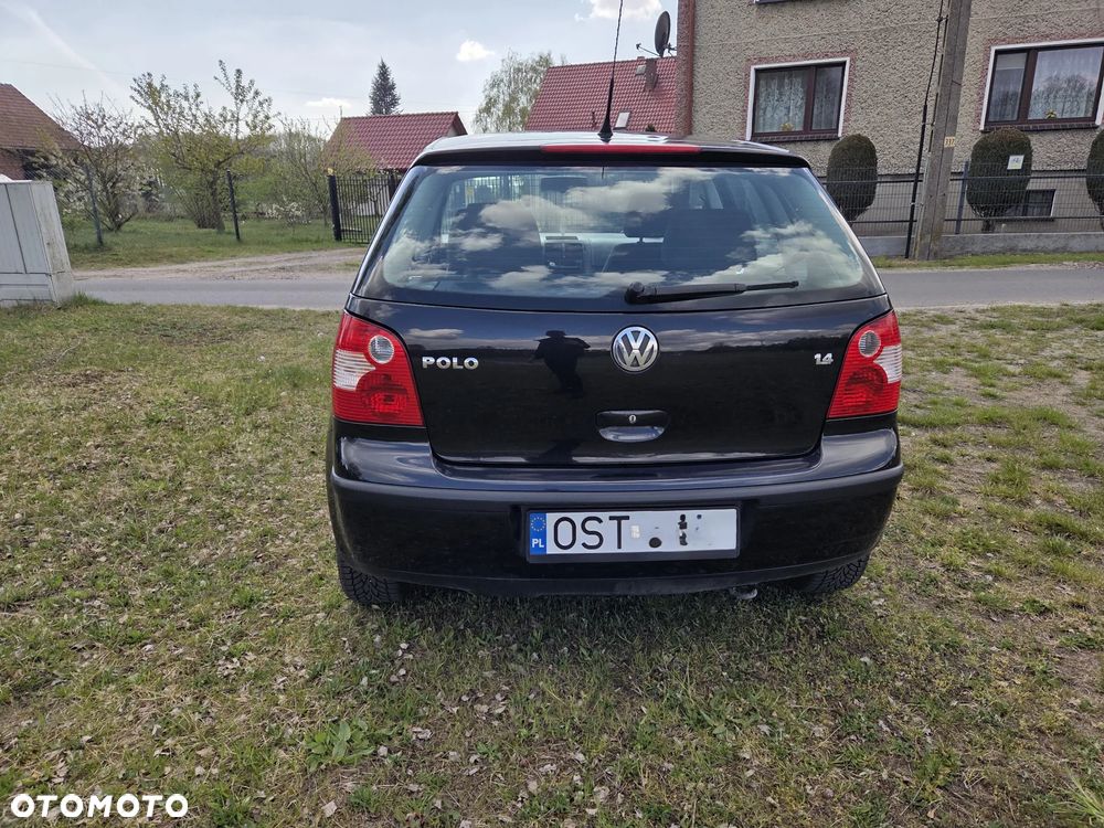 Volkswagen Polo 1.4 Comfortline - 4