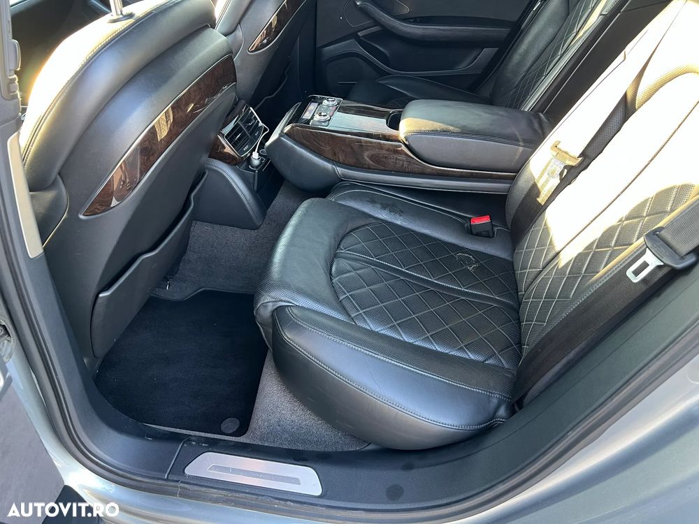 Audi A8 - 21