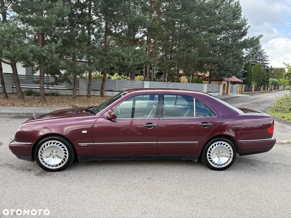 Mercedes-Benz Klasa E - 4