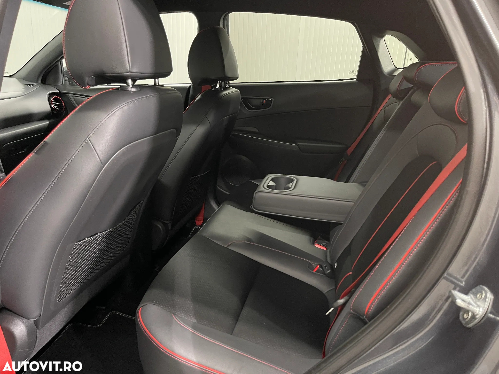 Hyundai KONA 1.6 GDI DCT Hybrid Premium - 11