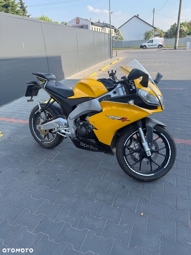 Aprilia RS - 11