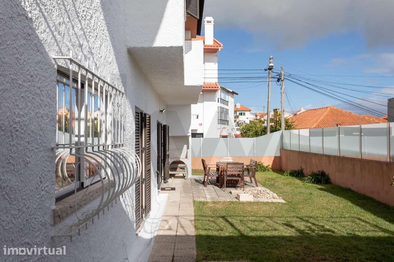 Moradia Renovada de Charme com 4 Quartos e Vista Panorâmica para Lisbo - Grande imagem: 5/60