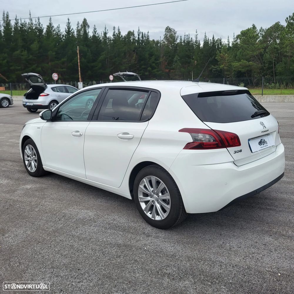 Peugeot 308 PureTech 130 GPF Stop & Start Style - 21