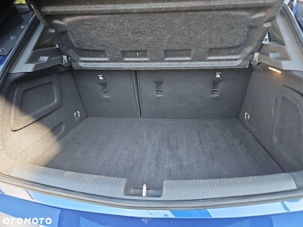 Opel Astra 1.2 T GS Line S&S - 17