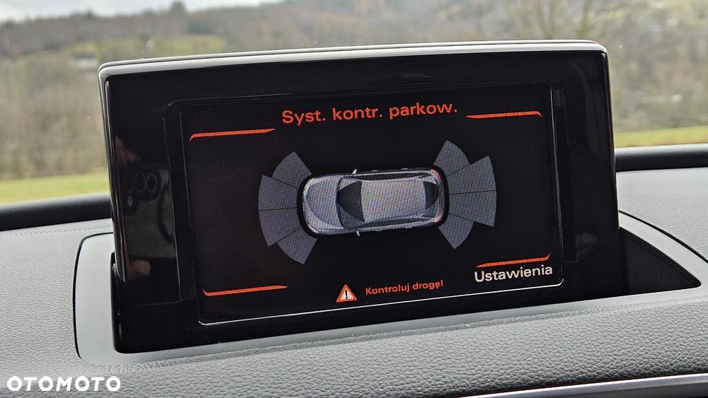 Audi Q3 2.0 TDI Quattro - 31