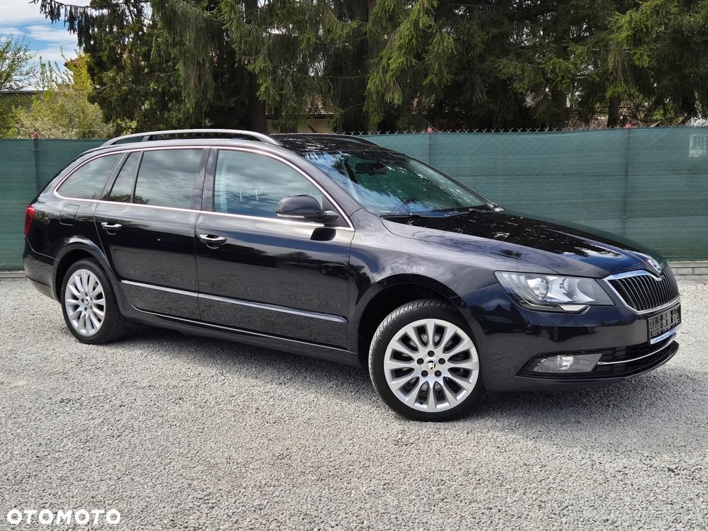 Skoda Superb 2.0 TDI PD DSG Elegance - 10