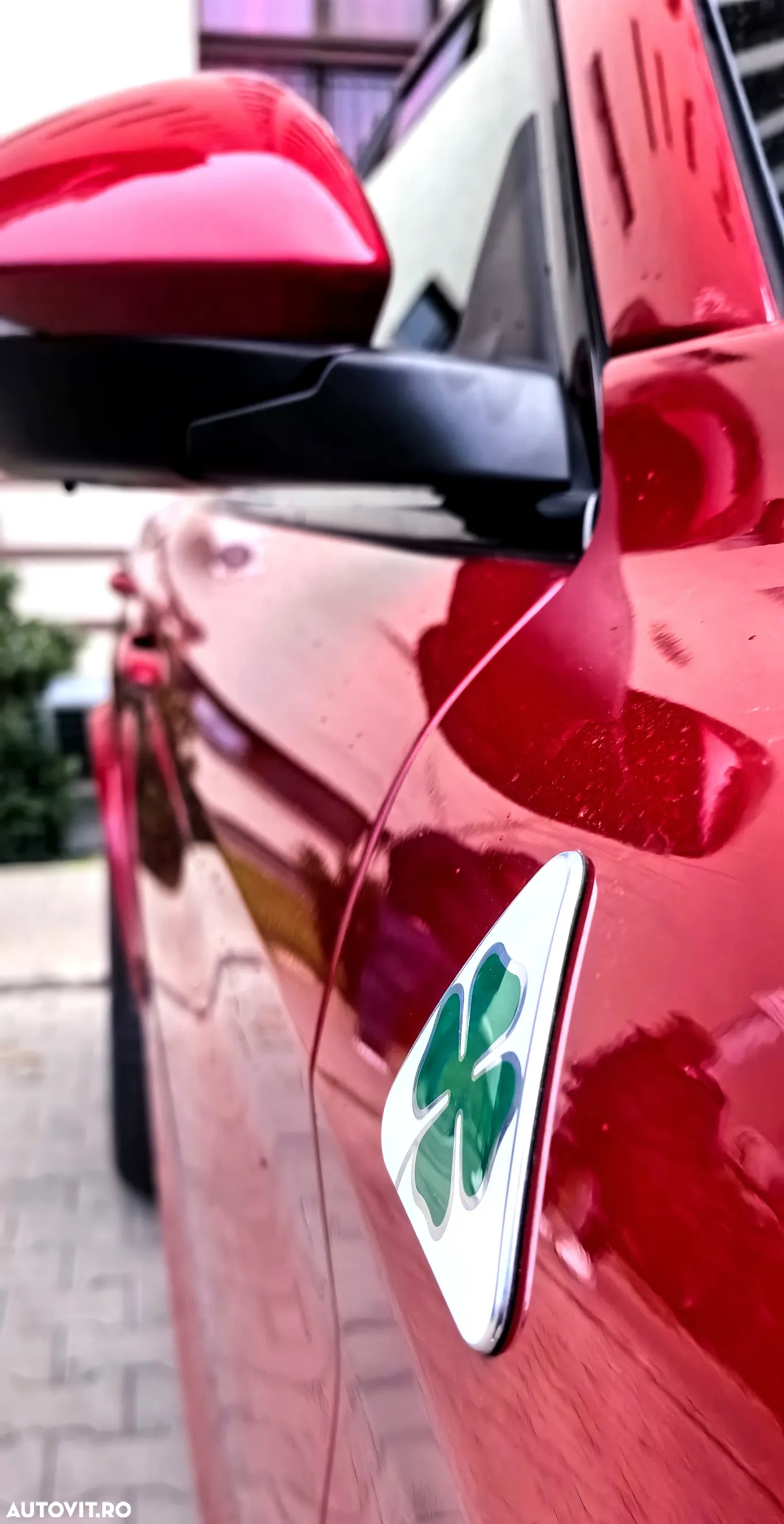 Alfa Romeo Stelvio V6 2.9 Bi-Turbo AT8-Q4 Quadrifoglio - 4
