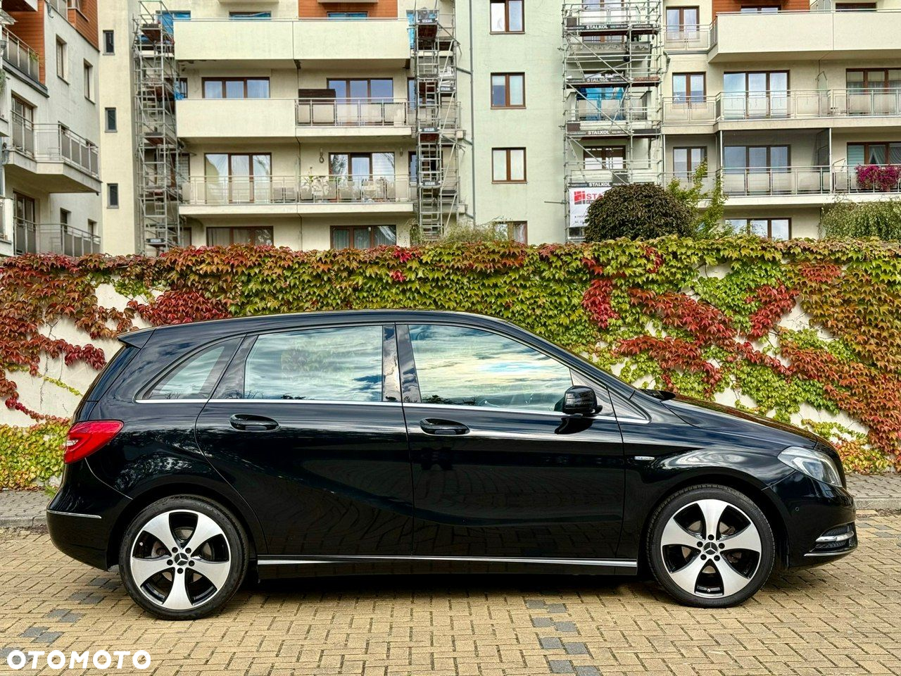 Mercedes-Benz Klasa B 180 BlueEFFICIENCY Edition Style - 13