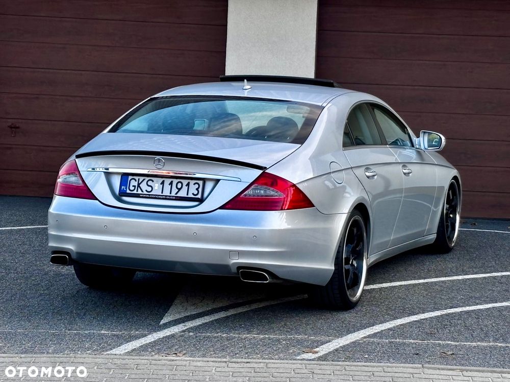 Mercedes-Benz CLS - 12