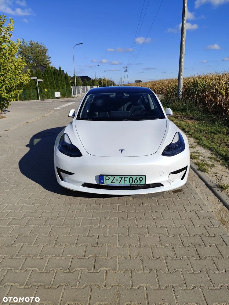 Tesla Model 3 Standard Range Plus - 2