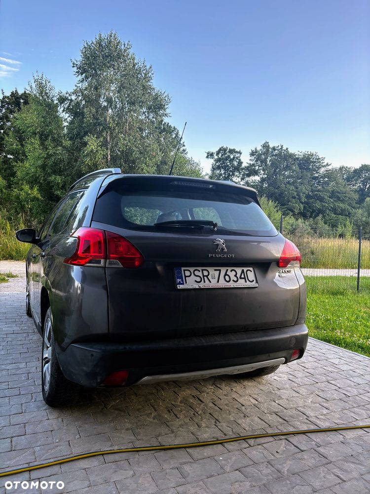 Peugeot 2008 1.6 e-HDi Allure S&S - 6