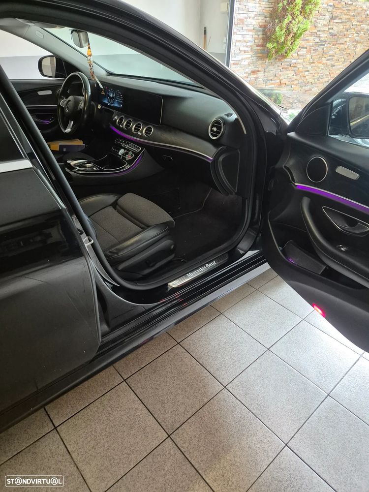 Mercedes-Benz E 220 d AMG designo - 17