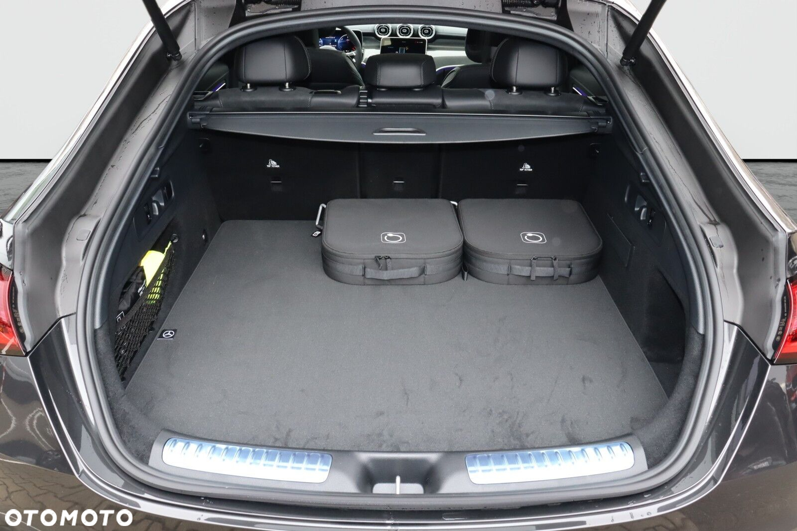 Mercedes-Benz GLC Coupe 300 e PHEV 4-Matic AMG Line - 17