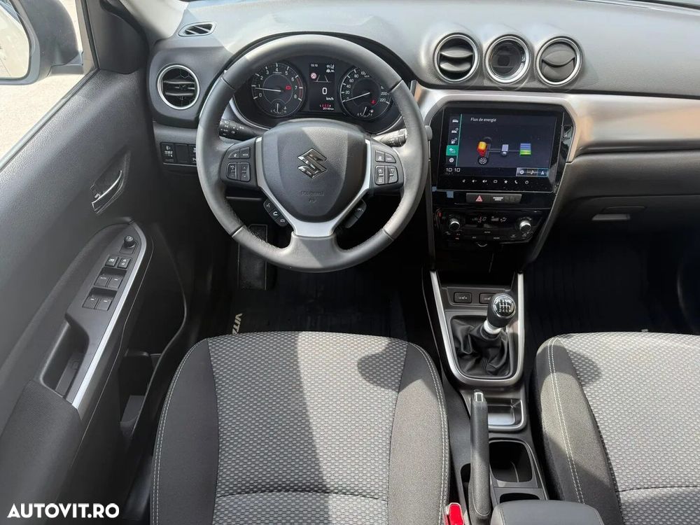 Suzuki Vitara 1.4 Boosterjet MHEV Passion - 20